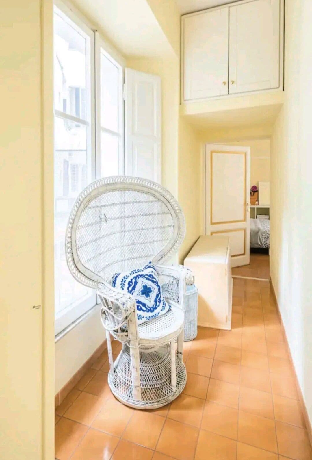 1 chambre, bureau, fer et planche à repasser, Wi-Fi gratuit