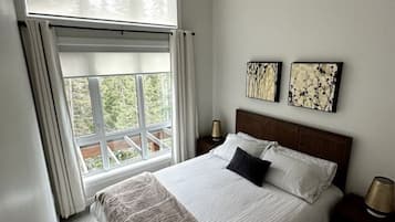4 bedrooms, iron/ironing board, travel crib, WiFi