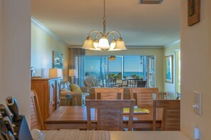 Interior - Siesta Key 2 Bed 2 Bath Gulf View 100 Steps to White Sand Beach (Siesta Key)