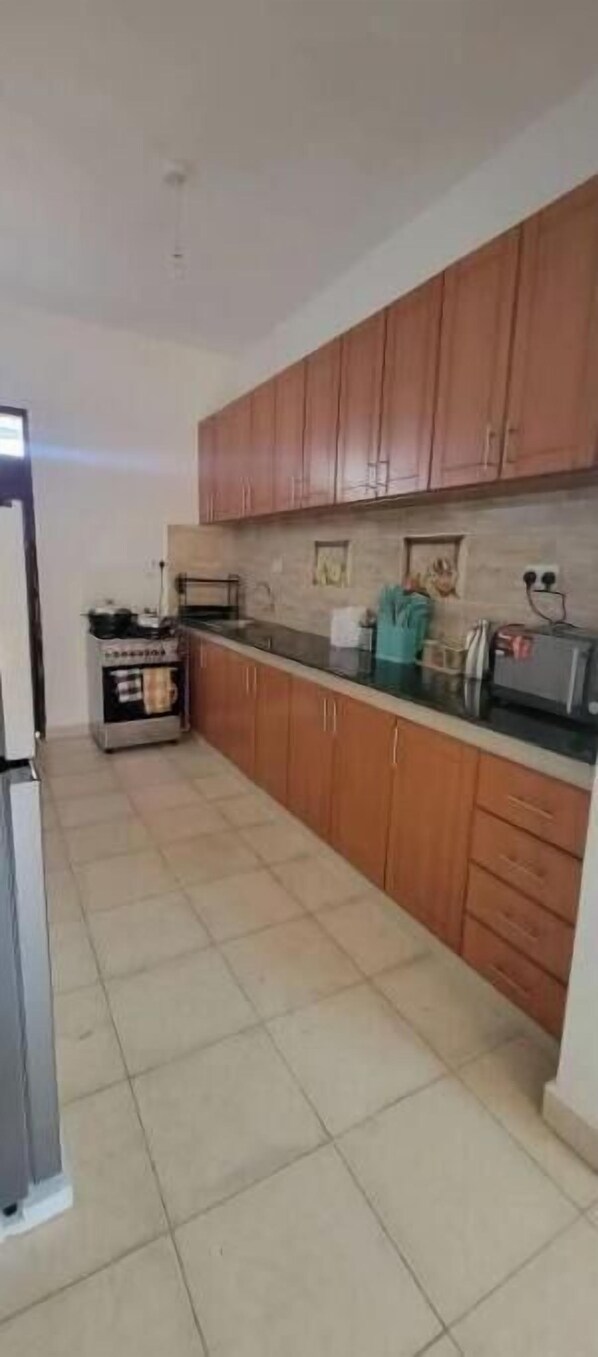 Private kitchen - Executive 3bedroom in kisumu CBD,0704734109 (Coinjock)