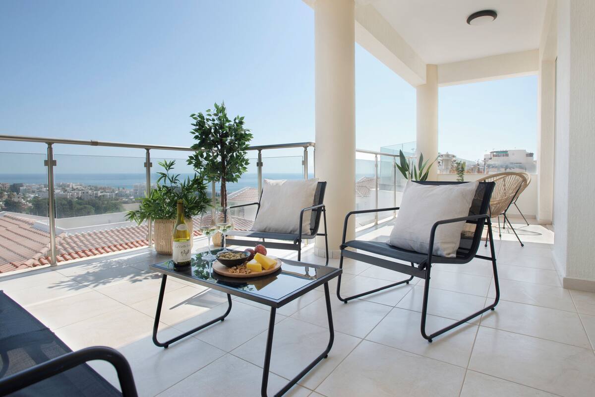 Lejlighed - 3 soveværelser - balkon - havudsigt | Balkon