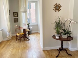 Apartment | Dining room