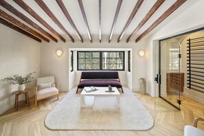 Luxury-Haus, Mehrere Betten, Poolzugang, Poolblick (Bella Villa) | Innenbereich