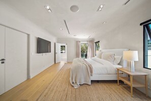 4 Schlafzimmer, individuell dekoriert, individuell eingerichtet