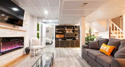 2-bedroom basement apartment in charming Washington Heights with WiFi and AC.