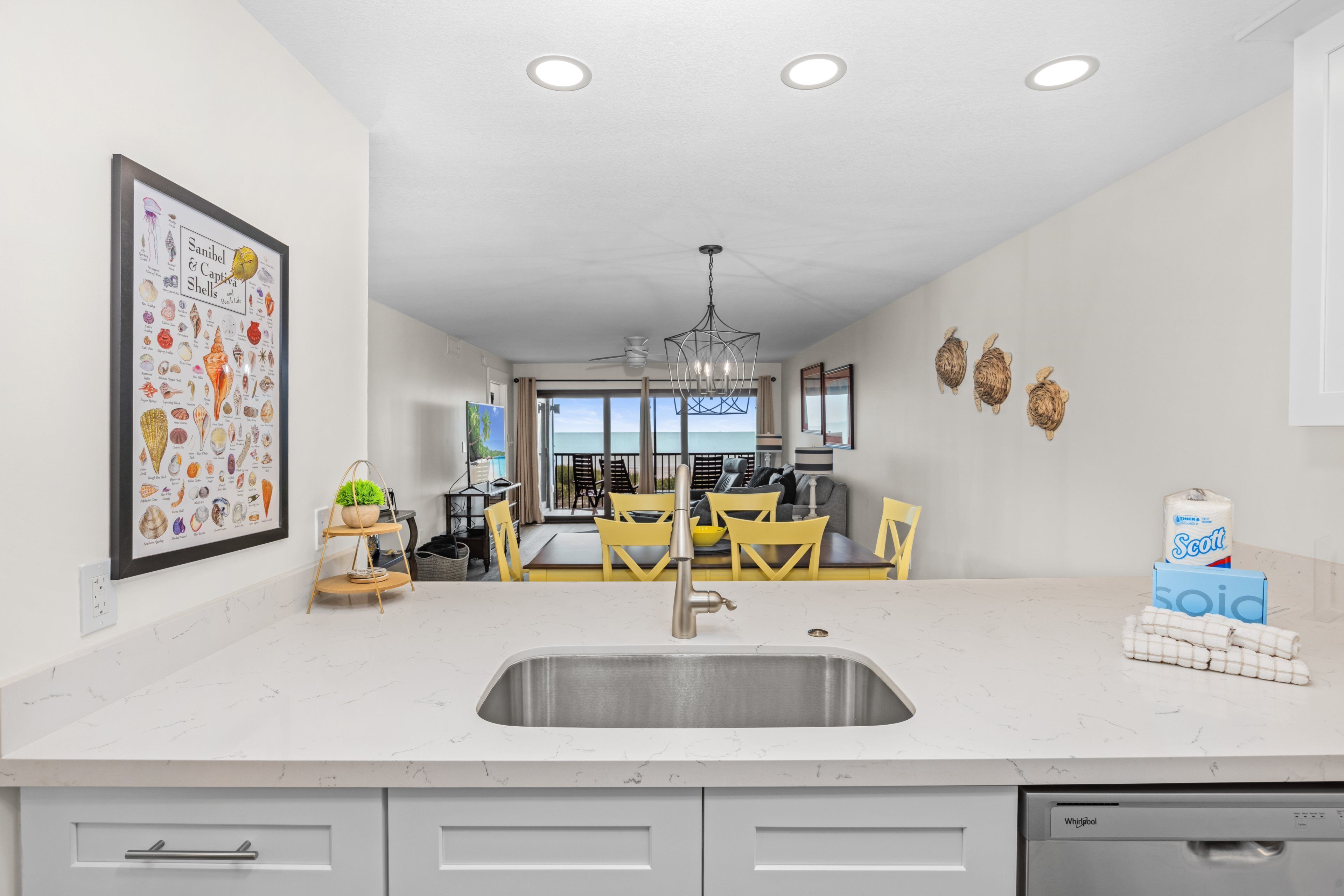 المنشأة من الداخل