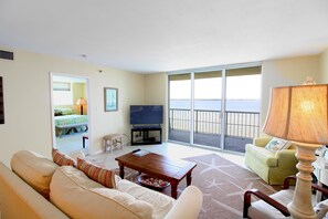 TV - Direct Views of Pensacola Bay - 7D Tristan Towers (Pensacola Beach)