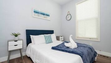 3 bedrooms, iron/ironing board, free WiFi, bed sheets