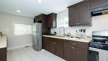 Microwave, oven, stovetop, dishwasher