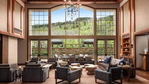 Interior - VAIL RITZ Carlton Club 3 bedroom minutes from Skiing (Vail)