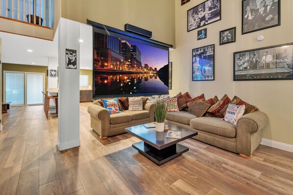 Smart TV, stereo, printers