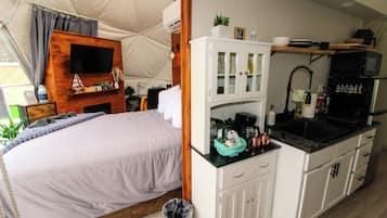 2 habitaciones, escritorio, wifi gratis y ropa de cama