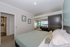 1 Schlafzimmer, Schreibtisch, Bügeleisen/Bügelbrett, kostenloses WLAN