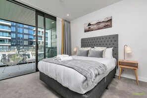 Unclassified image, 5 of 10, button - Stylish 2Bed Free Parking Wynyard Quarter (Auckland)