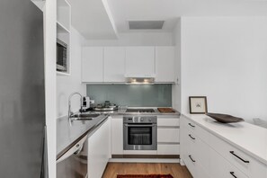 Microwave, oven, stovetop, dishwasher