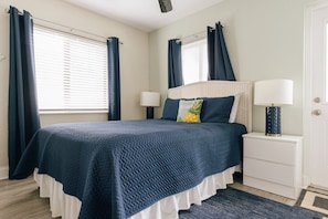 1 bedroom, iron/ironing board, travel cot, WiFi - Secluded Beach Adventure Cabana - Newly Renovated! (Pompano Beach)