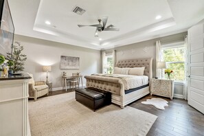 4 chambres, bureau, fer et planche à repasser, Wi-Fi gratuit