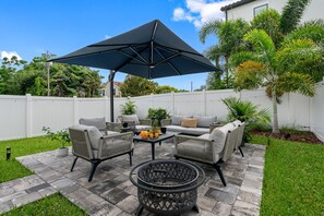 Terrace/patio - 5 star Luxury-NEW built GEM in Prime SOHO/HydePark (Tampa)