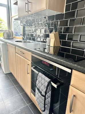 Microwave, oven, stovetop, dishwasher