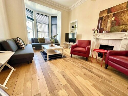 Best Dumbarton home, spacious and  bright