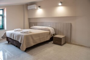1 habitación, escritorio y wifi gratis 