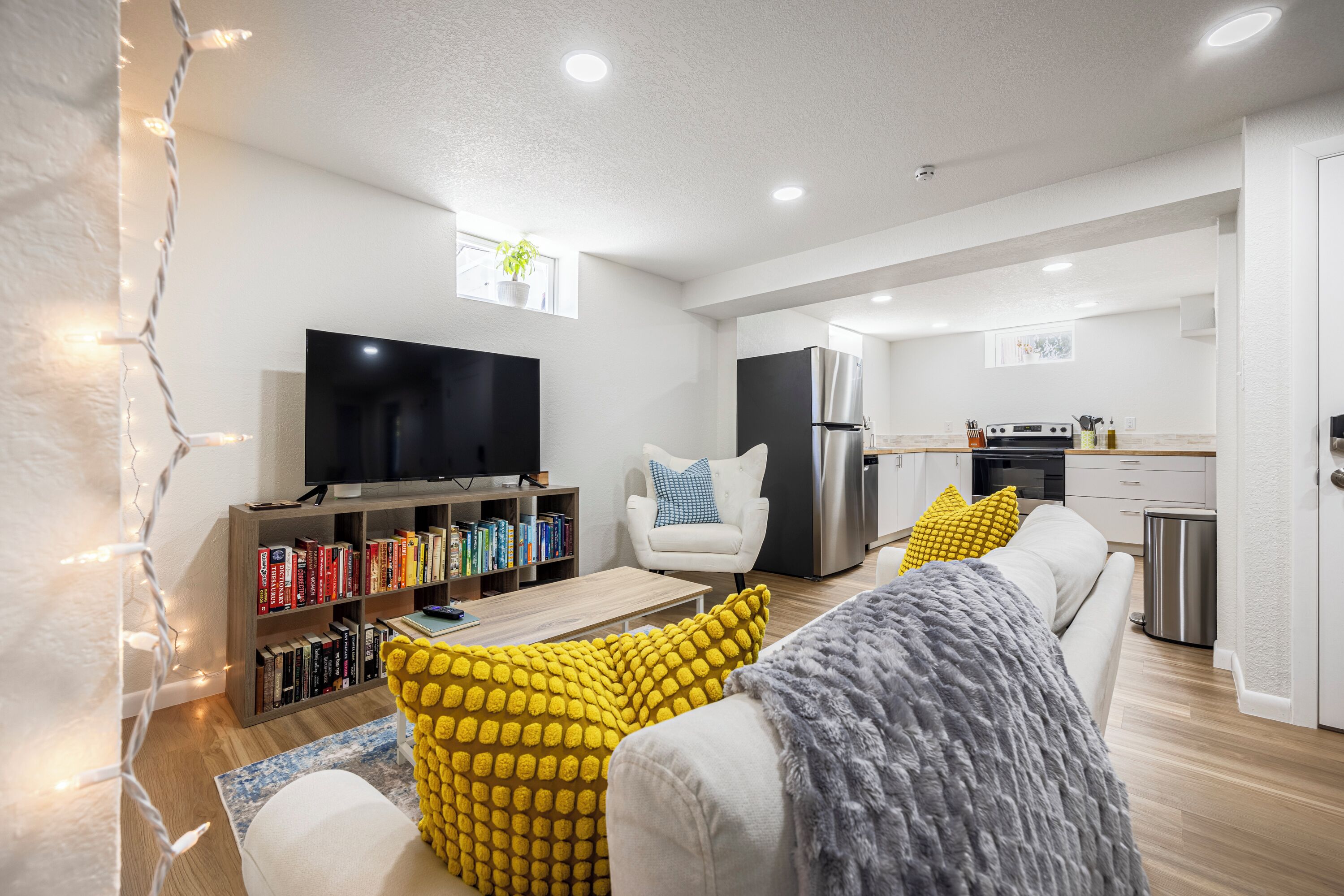 Centrally Located Cozy Guest Suite in Denver! 
