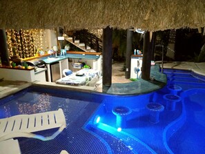Utomhuspool