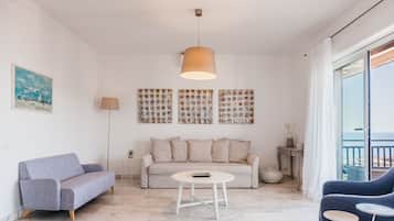 Apartment, Sea View | Living area