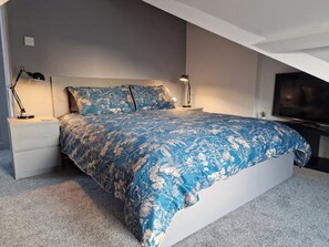 1 chambre, fer et planche à repasser, Wi-Fi, draps fournis