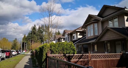 Coquitlam Center, Two-bedroom Suite, Newly Renovated, Steps to SkyTrain