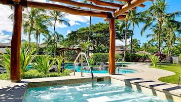 ุญู
ูุงู
ุณุจุงุญุฉ ู
ูุฏูููุฃ