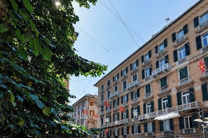 Exterior - La finestra sul cortile di Via Roma by Wonderful Italy (Genoa)