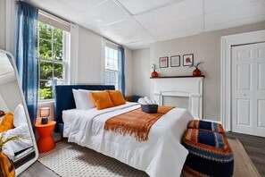 3 多间卧室、办公桌、WiFi、床单