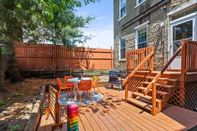 Central Location - 3bd - Eclectic - BBQ