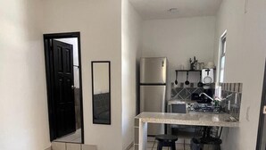 Family Room | Free WiFi, bed sheets - Hotel and Bungalows Palaces (San Patricio Melaque)