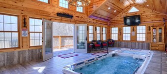 Freedom Lodge by Turkey Ridge Lodges