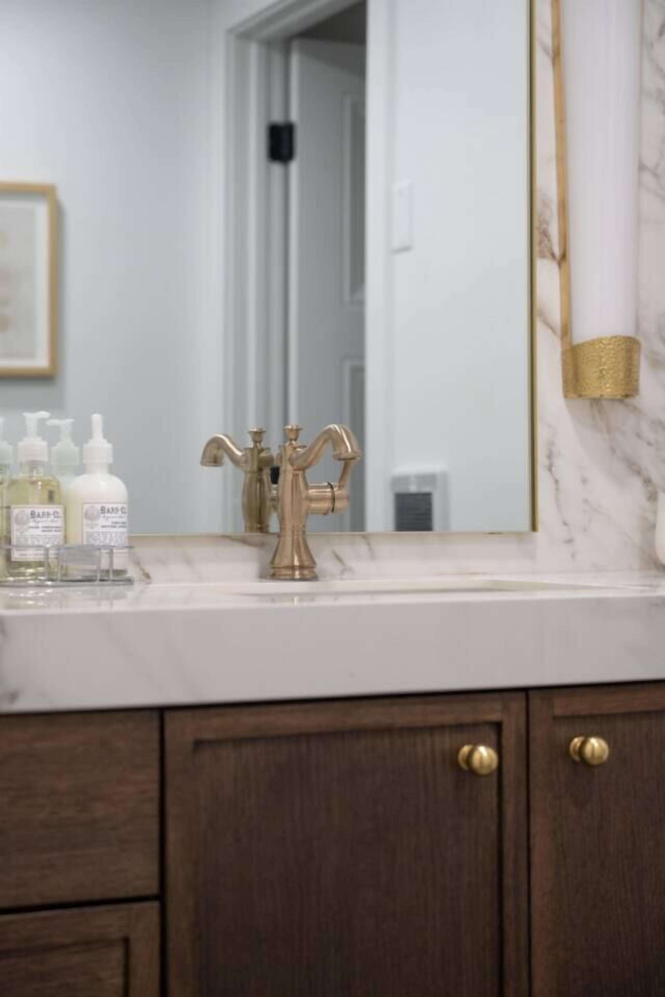 Amenidades de baño ecológicas y secadora de cabello 