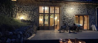 Superbe Maison de Campagne Authentique, Dans la Forêt et la Magie de la Nature