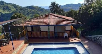 Finca Hotel Guayacundo
