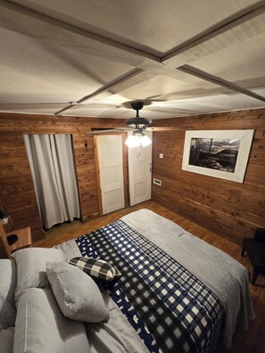 1 غرفة نوم ومكتب ومكواة/لوح كي وواي فاي مجانًا