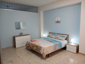 3 camere, ferro/asse da stiro, Wi-Fi gratuito, lenzuola