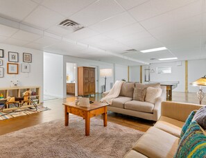 House, Multiple Beds, Patio, Garden View (Serene Refuge) | Living area | 42-inch flat-screen TV with digital channels