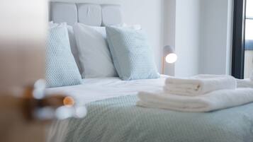 Free WiFi, bed sheets