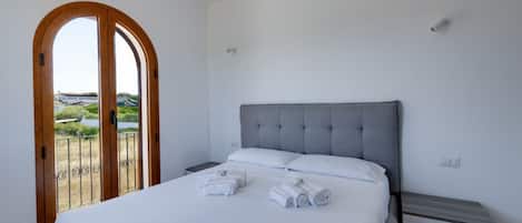 1 bedroom, iron/ironing board, travel crib, bed sheets