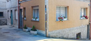 Property grounds - HOME SPIRIT PRIVATE APARTMENT & CAMINO SANTIAGO PORTUGUÉS
FRIENDLY PETS. (Redondela)