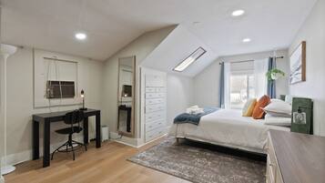 2 chambres, fer et planche à repasser, Wi-Fi, draps fournis
