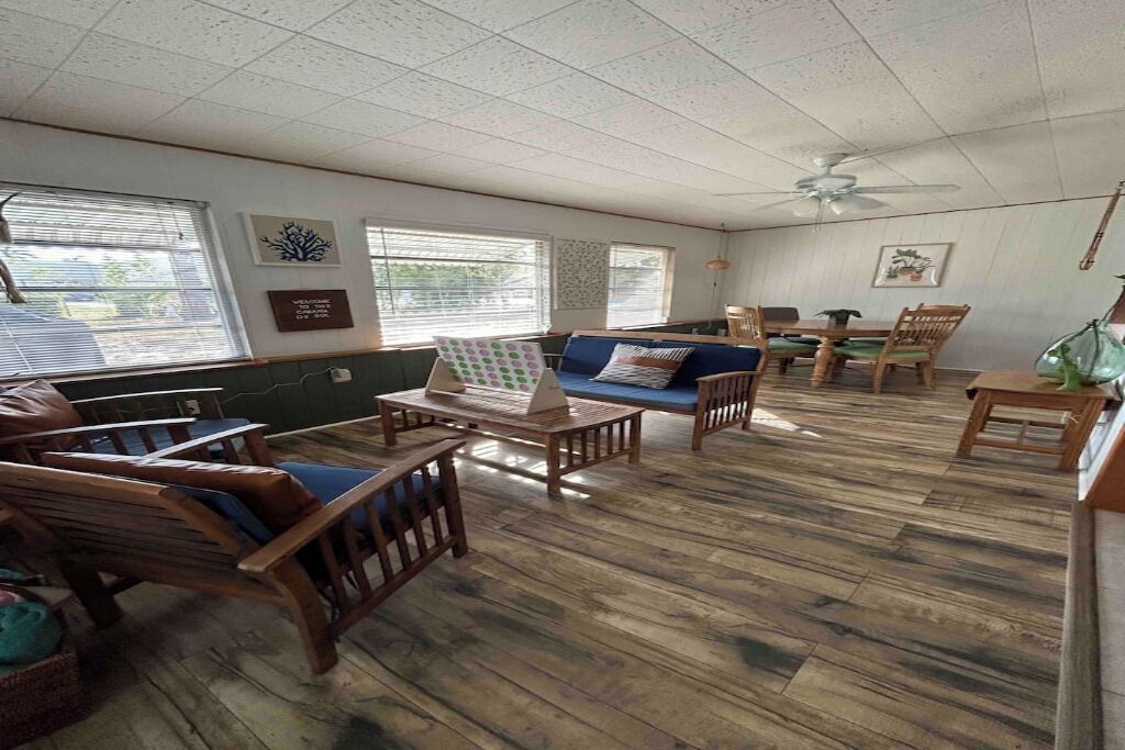 Vacay Vibes! RV/Boat Parking+Private Pool+King Bed