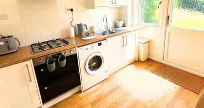 Newly refurbished 2 bed in Thame