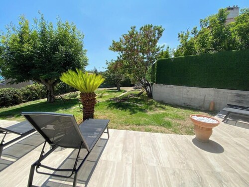 06AK3 - Private room 1 Villa Cap Marina