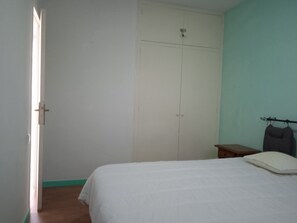 Fer et planche à repasser, Wi-Fi gratuit